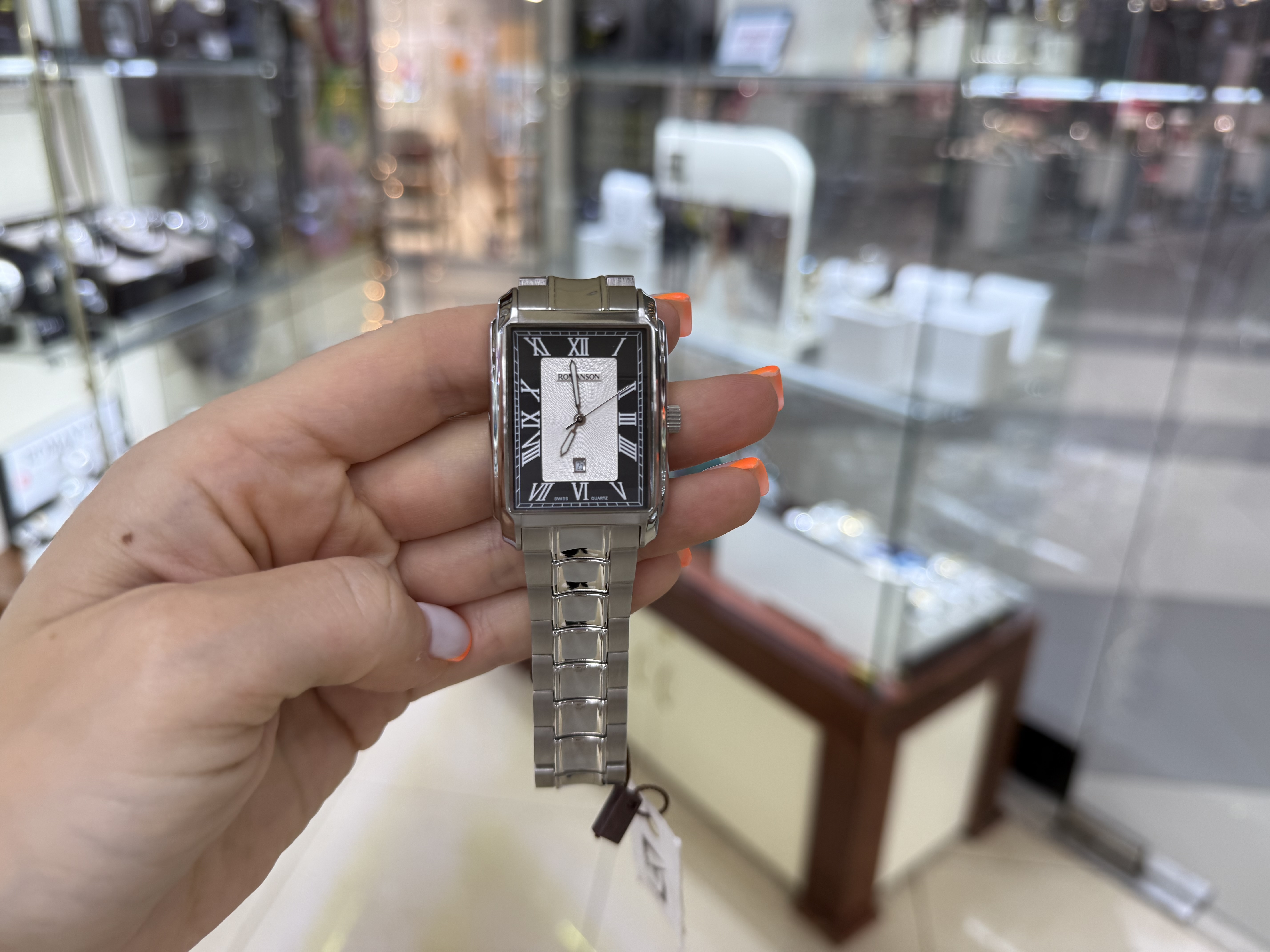 Romanson TM8904 MW WH BK